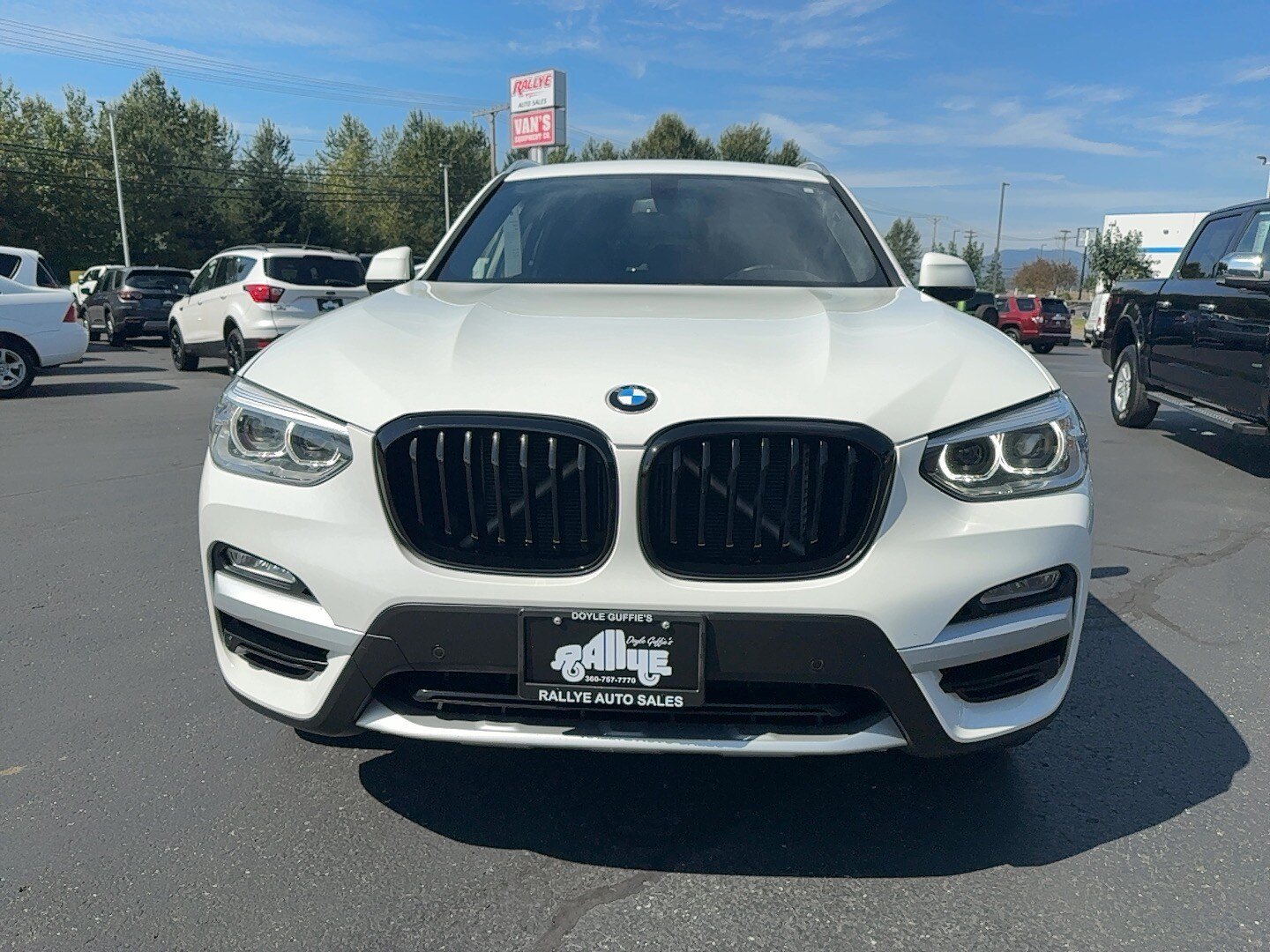 Used 2018 BMW X3 xDrive30i AWD/4WD image 2