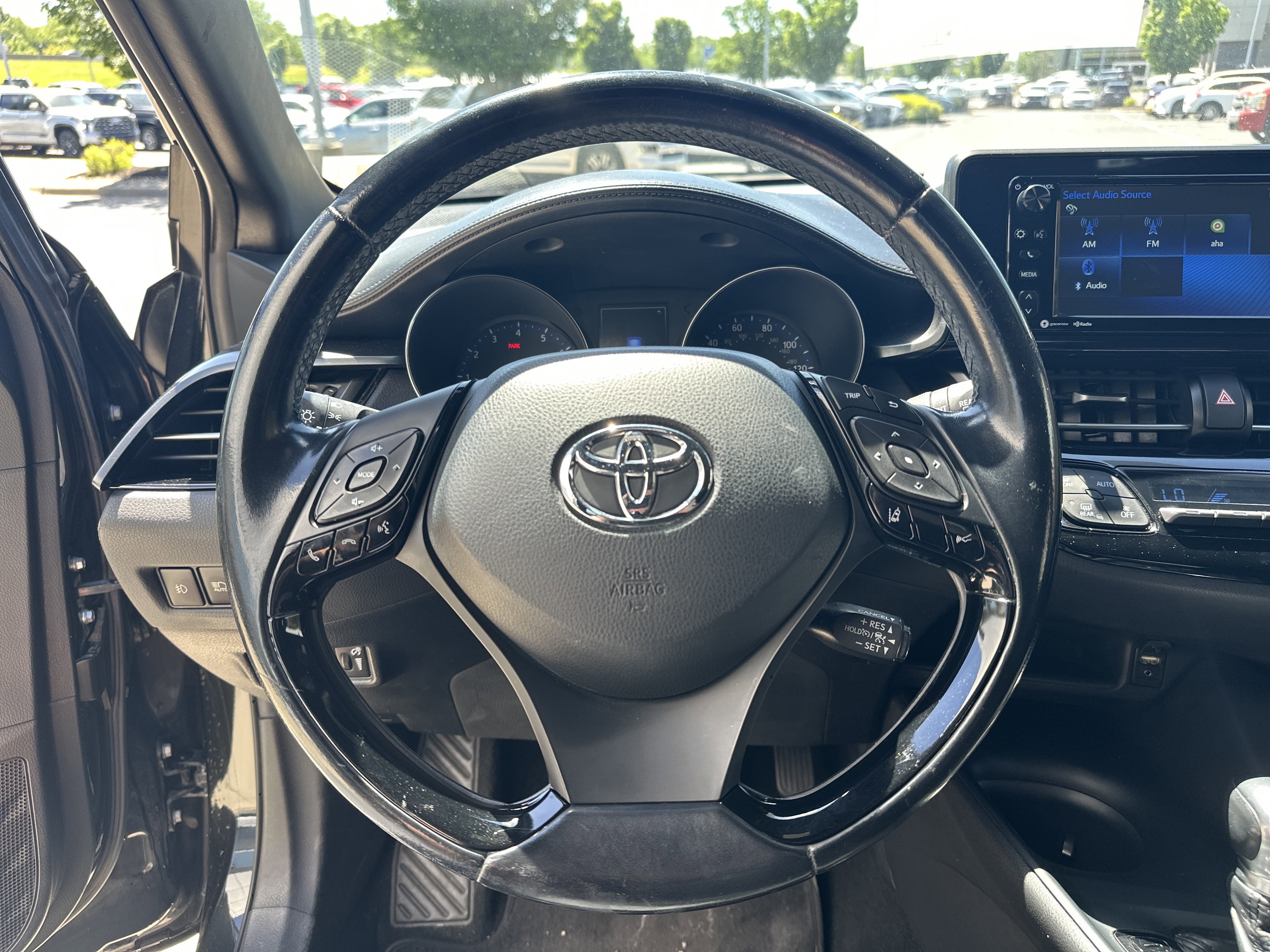Used 2018 Toyota C-HR XLE FWD image 17