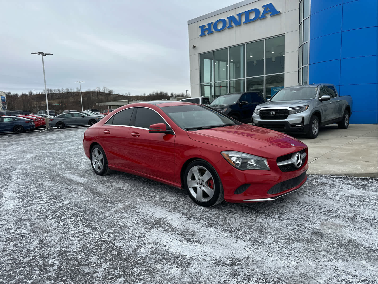 Used 2018 Mercedes-Benz CLA 250 4MATIC image 2