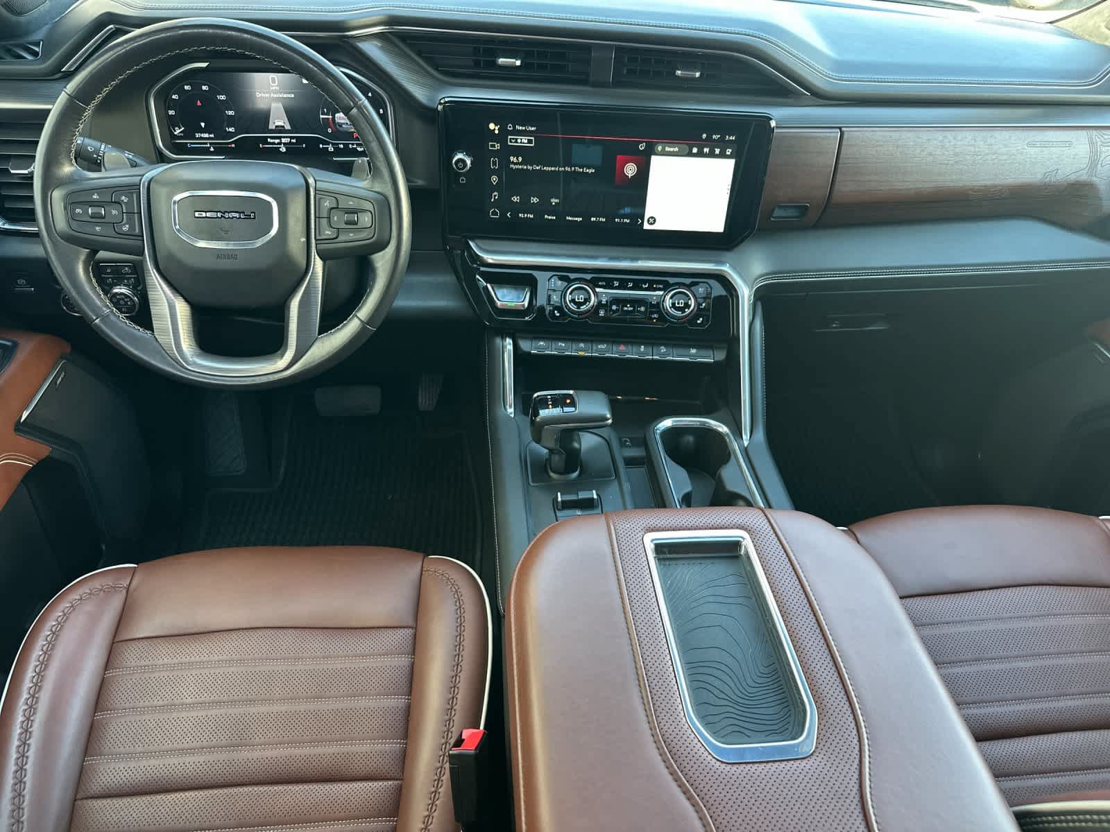 Used 2022 GMC Sierra 1500 Denali Ultimate AWD/4WD image 3
