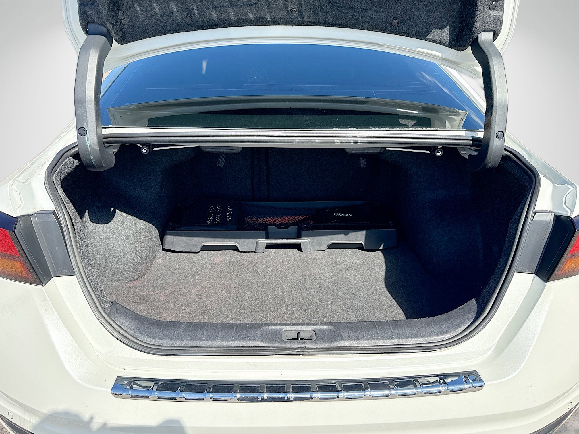 Used 2020 Nissan Altima 2.5 Platinum image 10