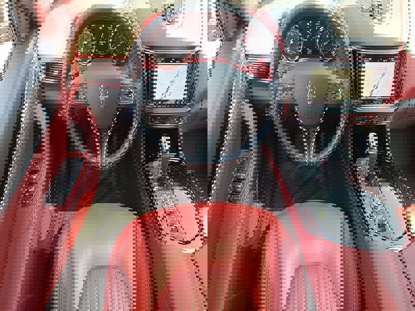 Used 2022 Maserati Levante Modena image 10