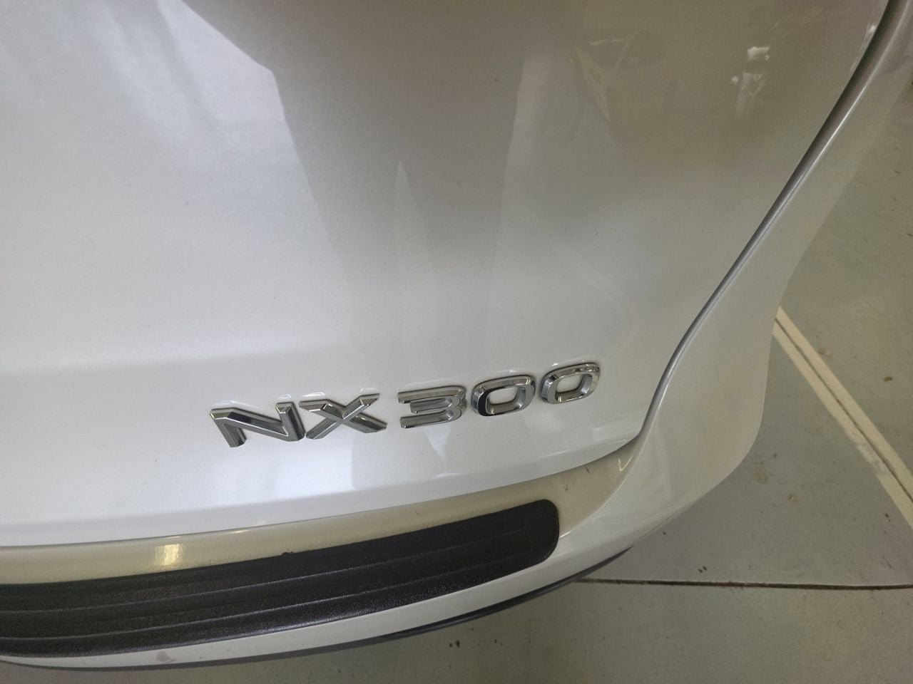 Used 2019 Lexus NX 300 FWD w/ Premium Package image 6