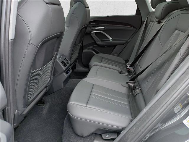 Certified 2025 Audi Q5 Prestige image 22