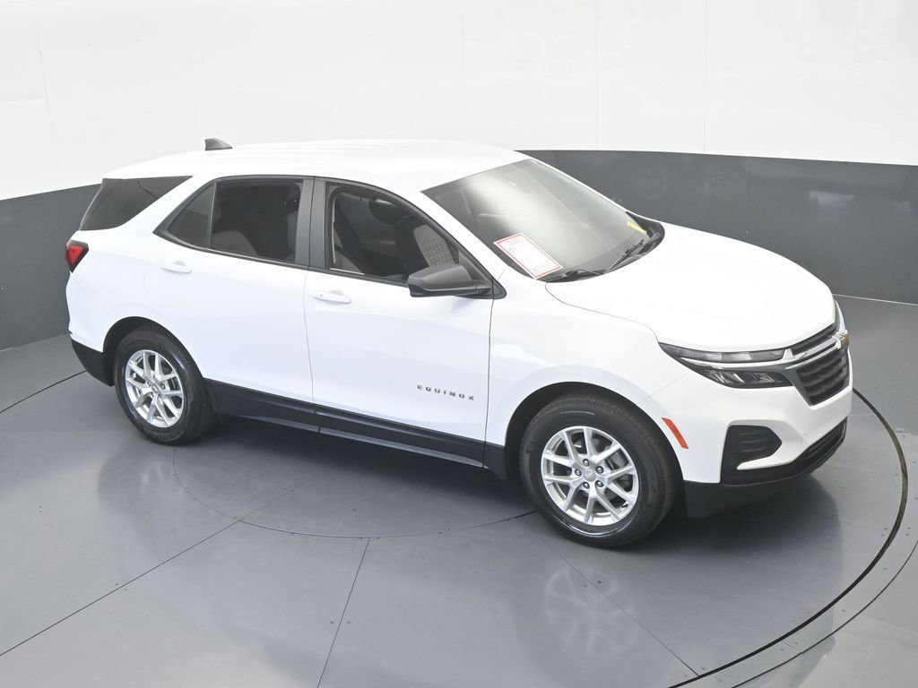 Used 2023 Chevrolet Equinox LS image 53