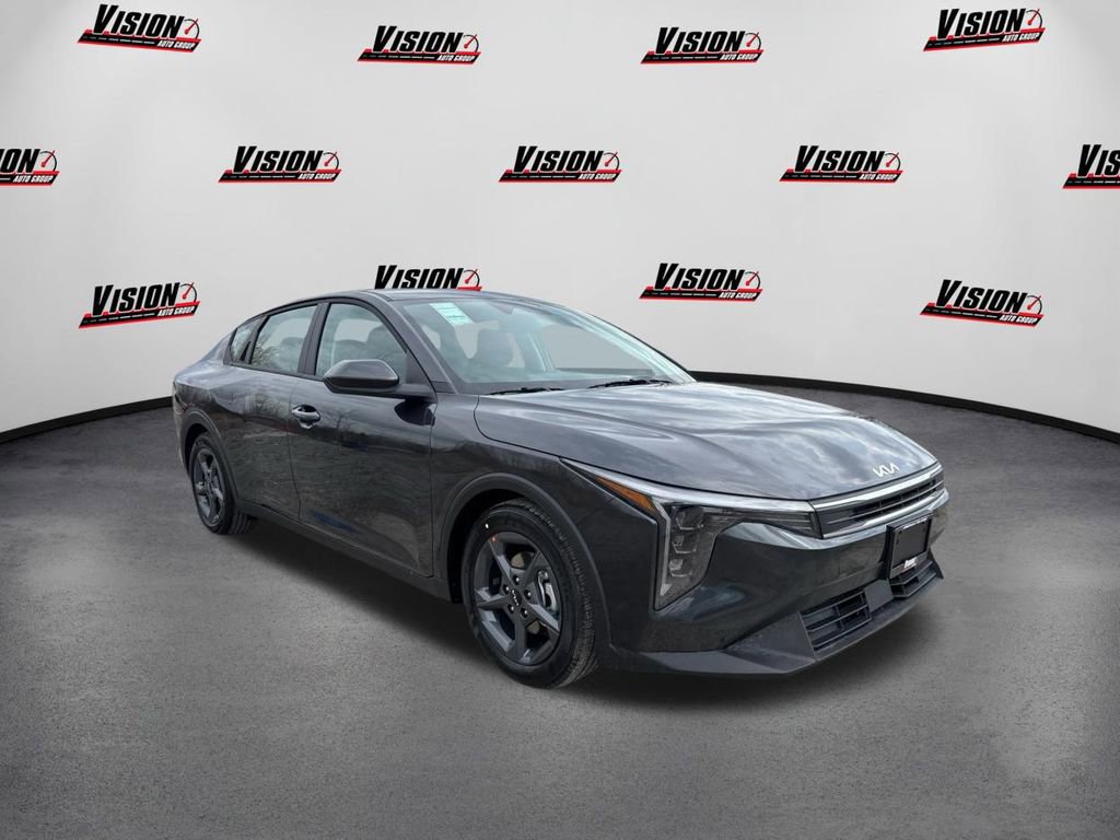 New 2026 Kia K4 FWD image 3
