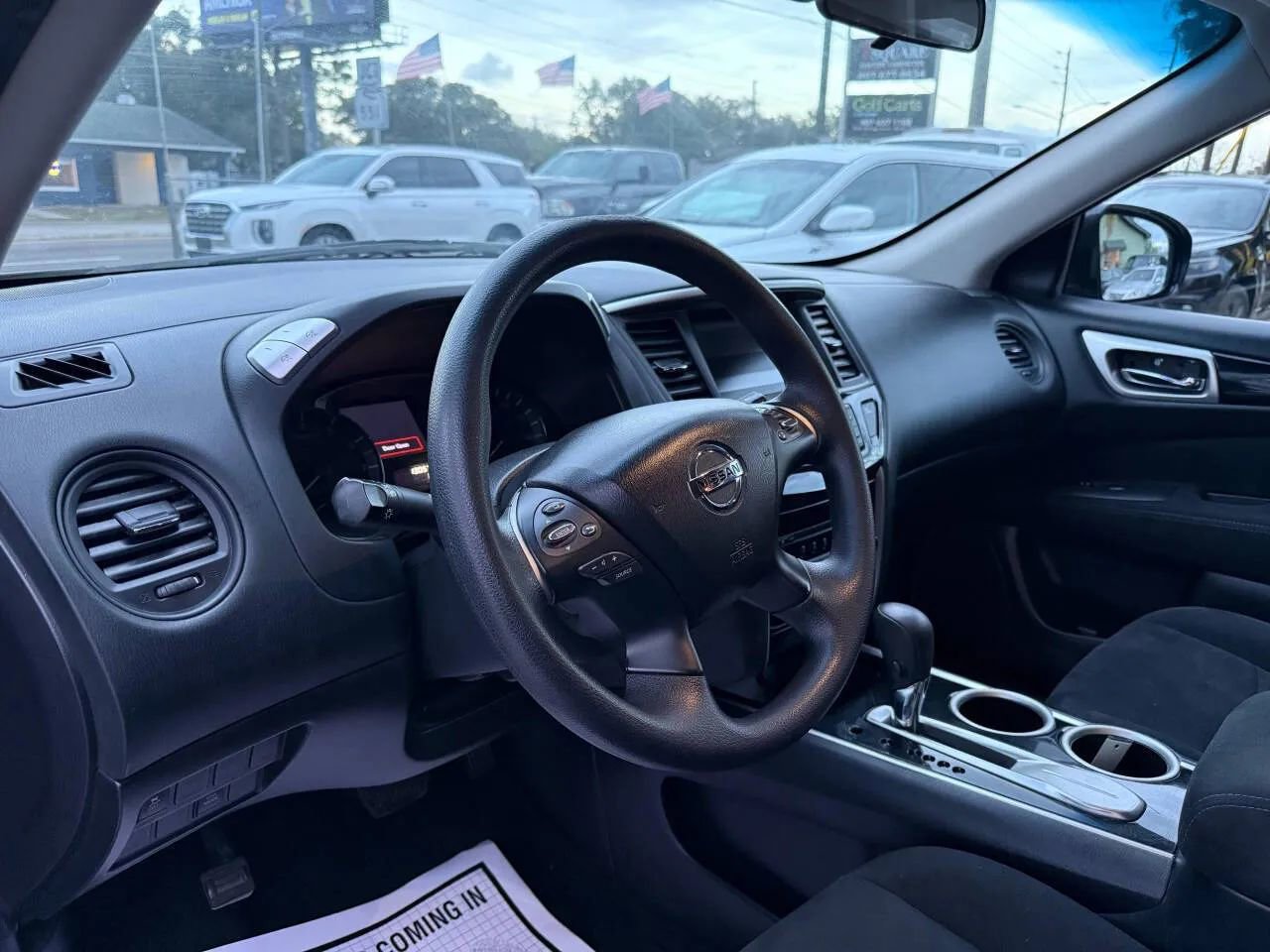 Used 2014 Nissan Pathfinder S image 16