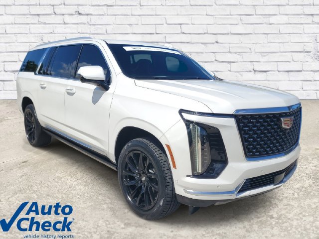 Used 2025 Cadillac Escalade ESV Premium Luxury RWD image 5
