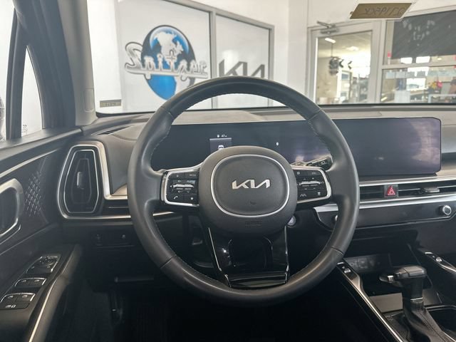 Used 2024 Kia Sorento S w/ Panoramic Sunroof Package AWD/4WD image 13
