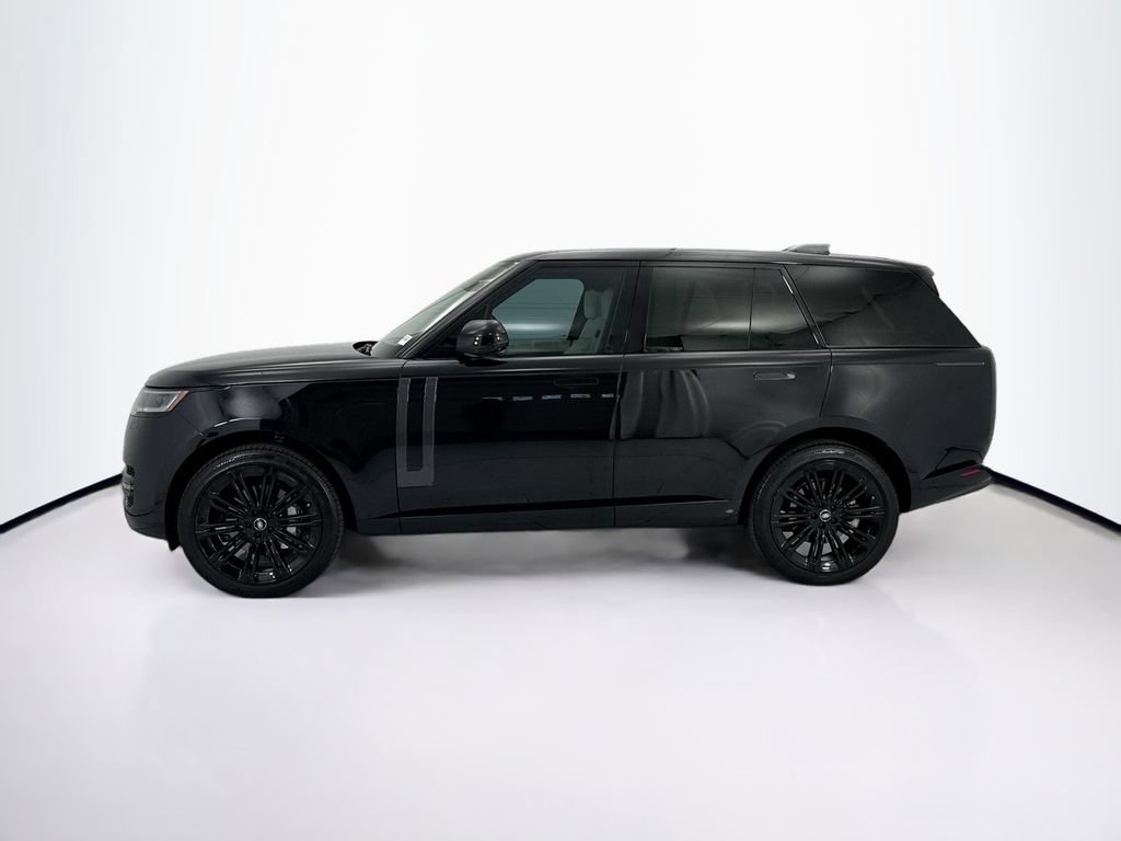 Used 2025 Land Rover Range Rover SE AWD/4WD image 8
