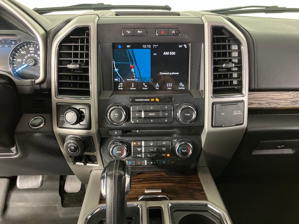 Certified 2018 Ford F150 Lariat image 22
