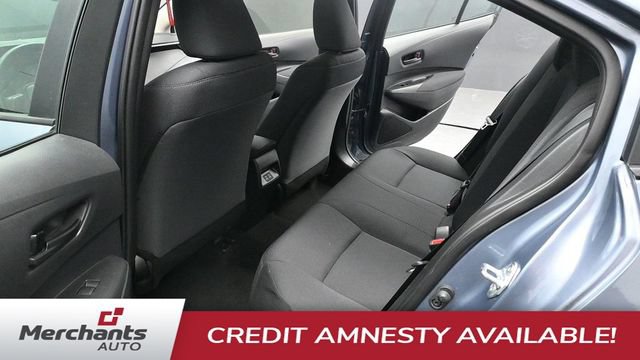 Used 2025 Toyota Corolla LE FWD image 12