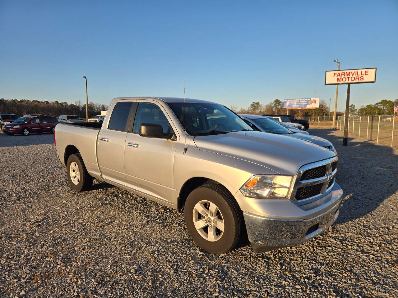 Used 2016 RAM 1500 Classic SLT image 2