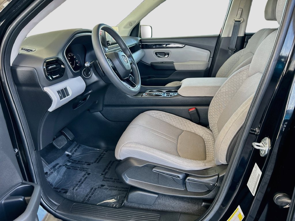Certified 2023 Honda Pilot LX image 20