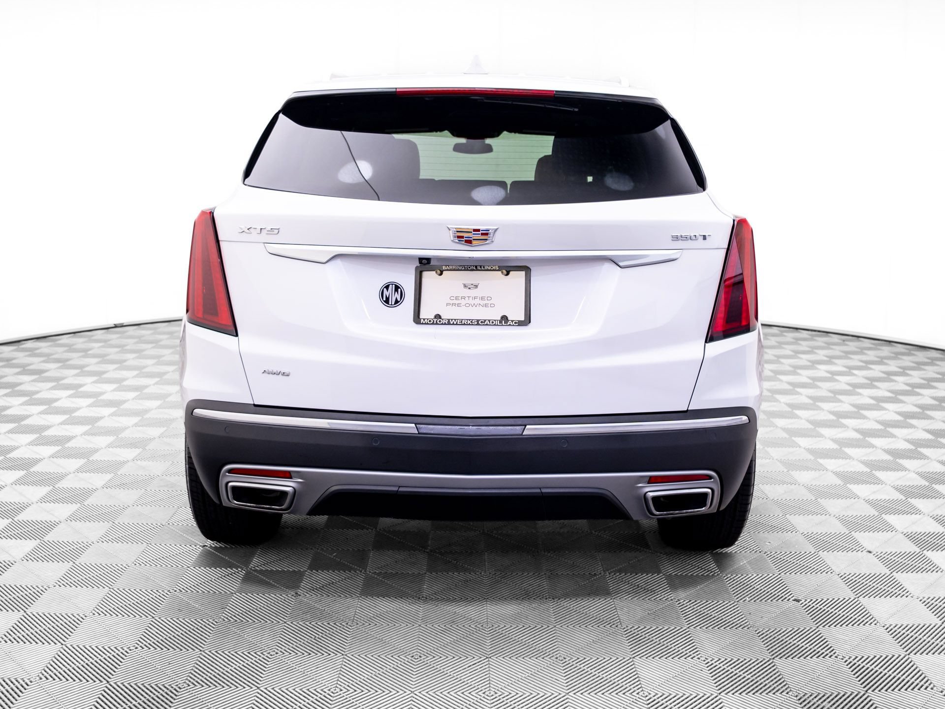 Certified 2025 Cadillac XT5 Premium Luxury AWD/4WD image 5