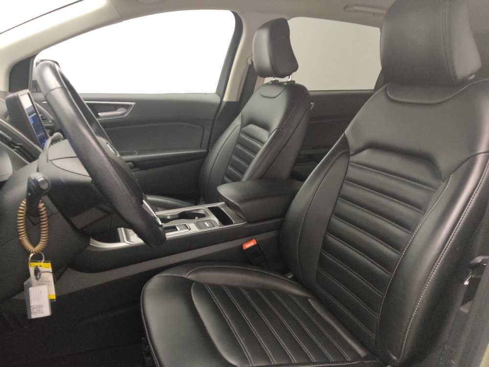 Used 2023 Ford Edge SEL image 17