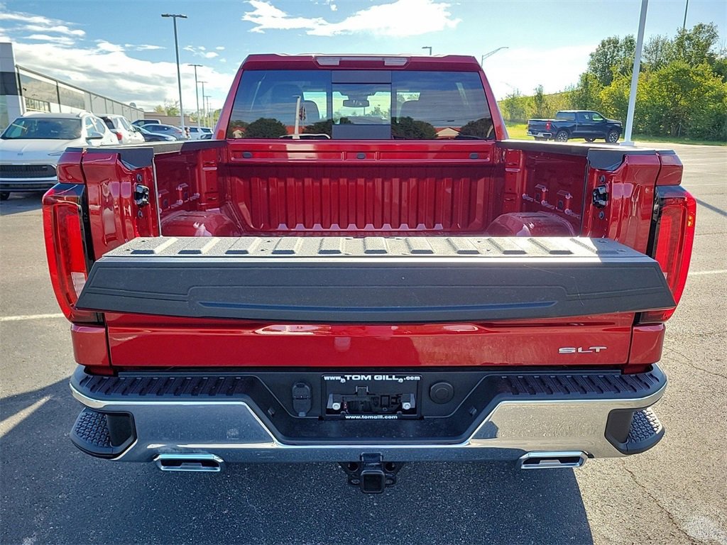 New 2026 GMC Sierra 1500 SLT w/ SLT Premium Package image 8