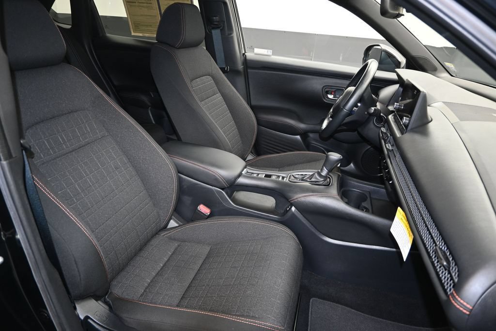 Used 2024 Honda HR-V Sport image 11