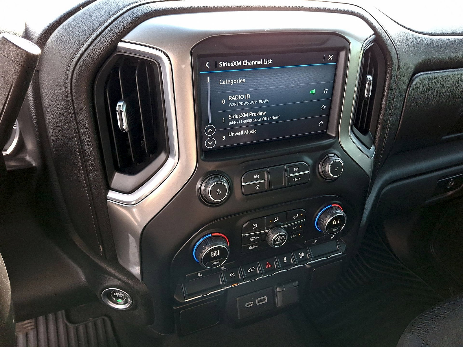 Used 2021 Chevrolet Silverado 1500 LT AWD/4WD image 14