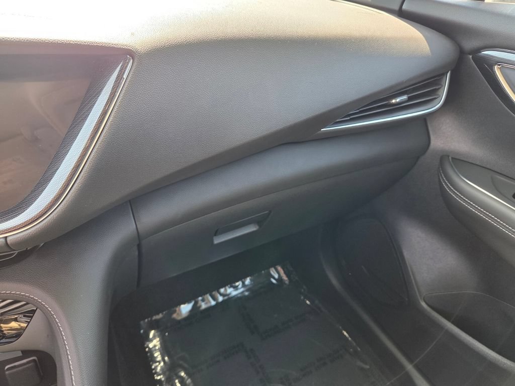 Used 2023 Buick Envision Essence AWD/4WD image 27