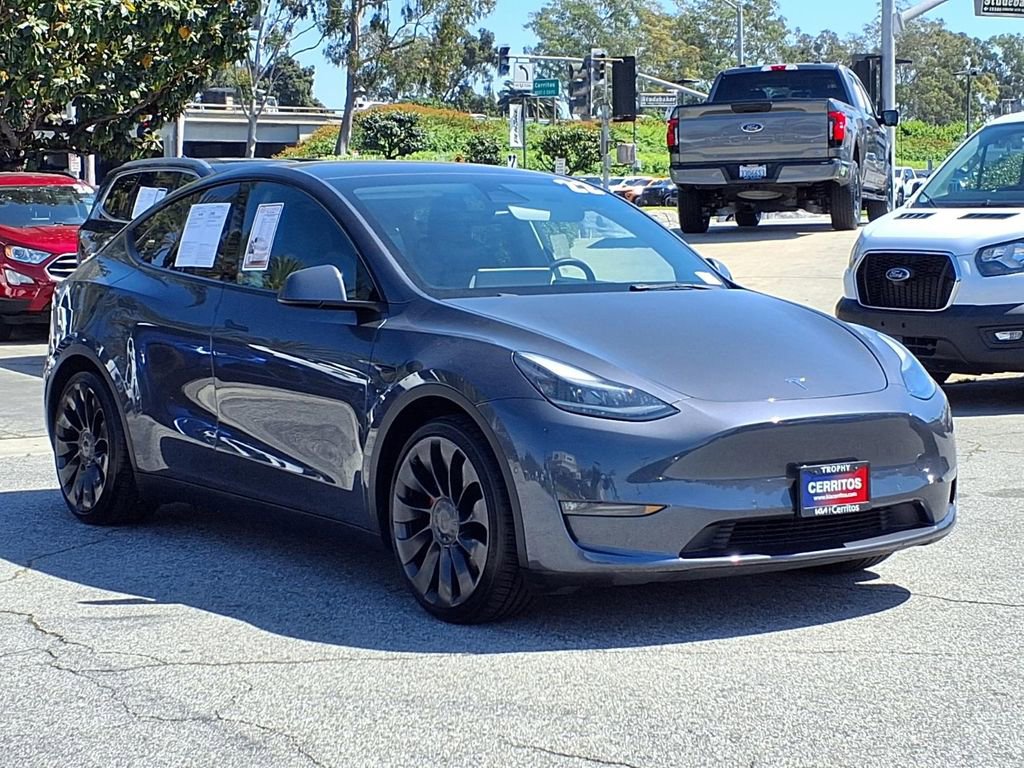Used 2022 Tesla Model Y Performance image 7