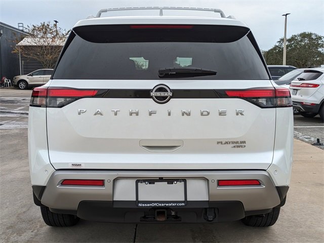 Used 2025 Nissan Pathfinder Platinum w/ Cargo Package image 7