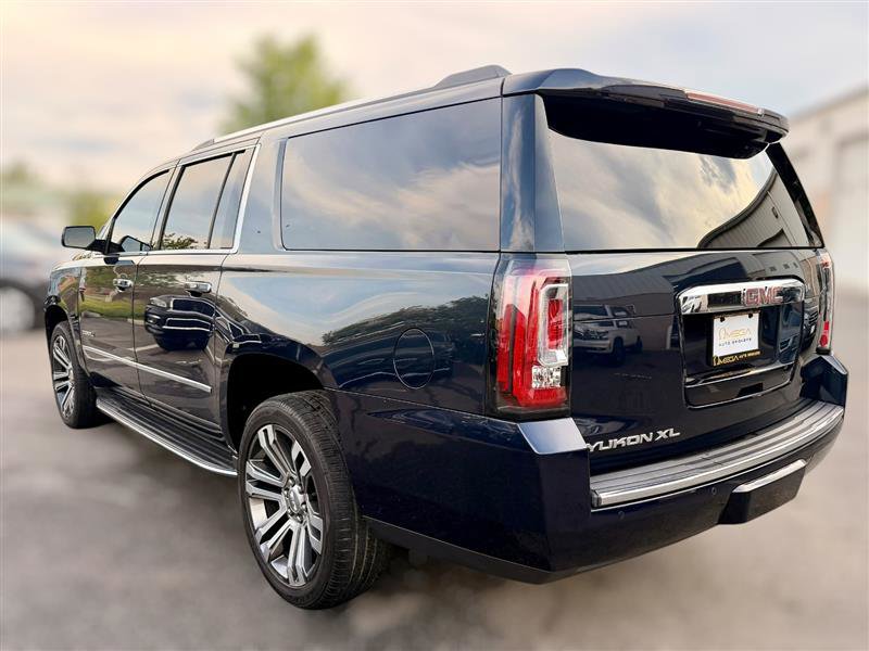 Used 2017 GMC Yukon XL Denali w/ Open Road Package AWD/4WD image 5