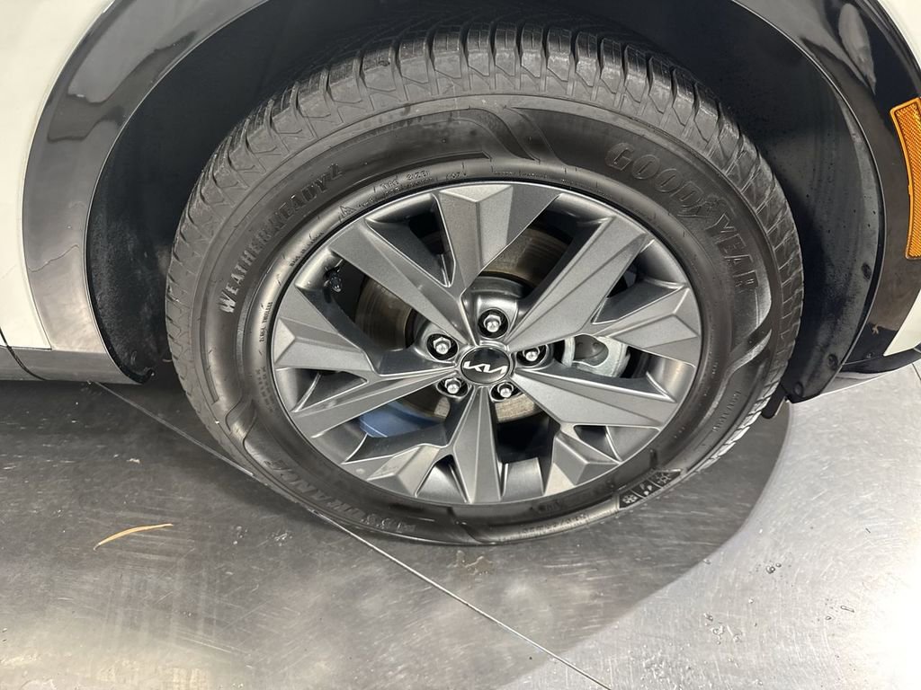 Used 2023 Kia Sportage SX Prestige image 14