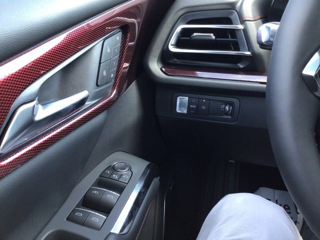 New 2026 Chevrolet Traverse RS w/ LPO, Floor Liner Package image 13