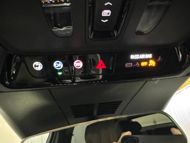 Used 2024 Cadillac Lyriq Tech w/ Driver Assist Package AWD/4WD image 42