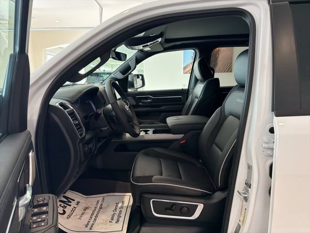 New 2026 RAM 1500 Laramie w/ Night Edition AWD/4WD image 11