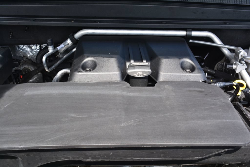 Used 2024 Chevrolet Colorado Trail Boss AWD/4WD image 24