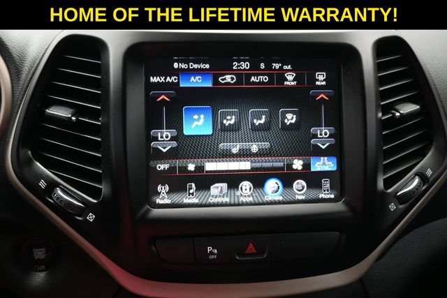 Used 2018 Jeep Cherokee Limited AWD/4WD image 28