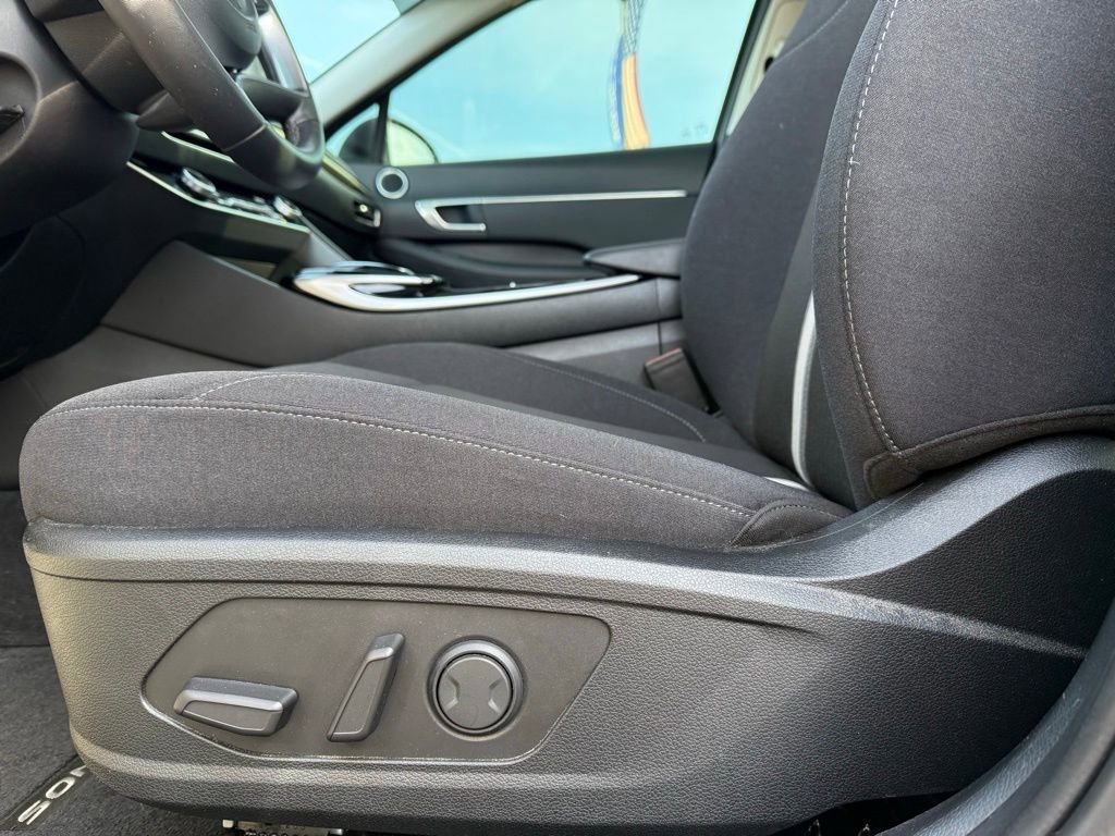 Used 2022 Hyundai Sonata SEL w/ Convenience Package image 9