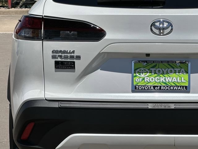 Used 2026 Toyota Corolla Cross LE FWD image 5