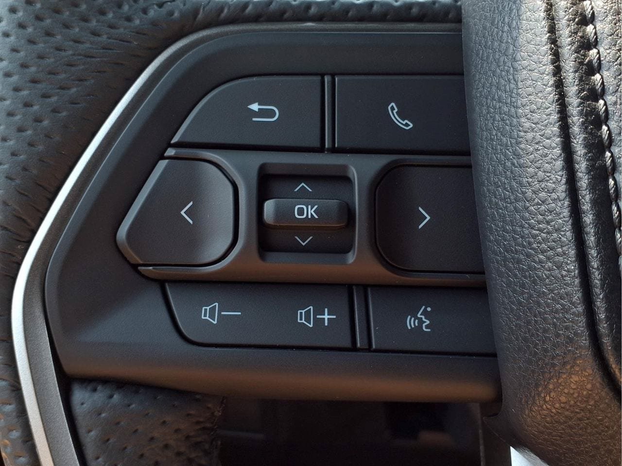 New 2026 Toyota Tundra Limited AWD/4WD image 20