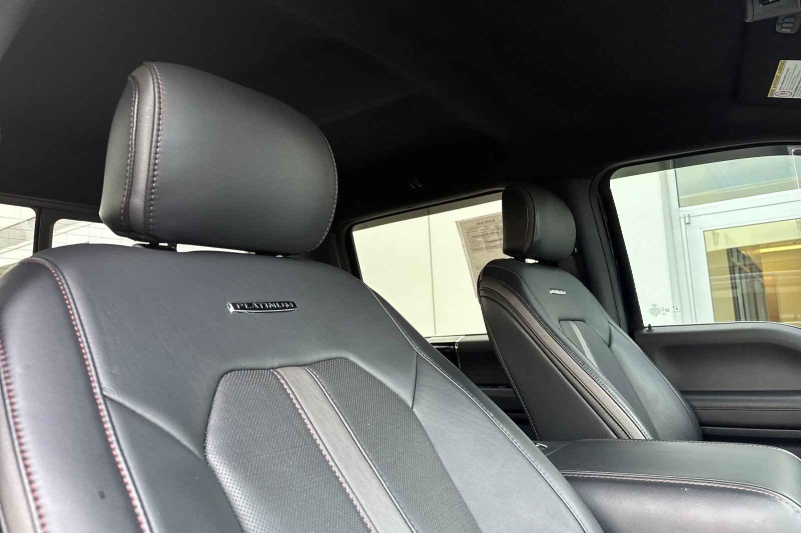 Used 2022 Ford F350 Platinum image 16