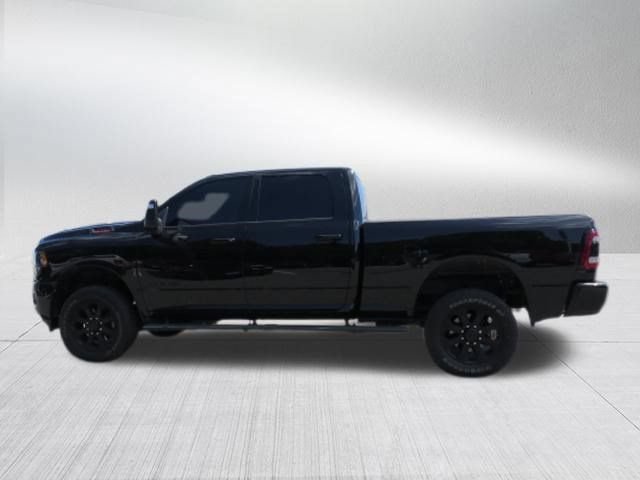 Used 2024 RAM 2500 Big Horn w/ Night Edition AWD/4WD image 7