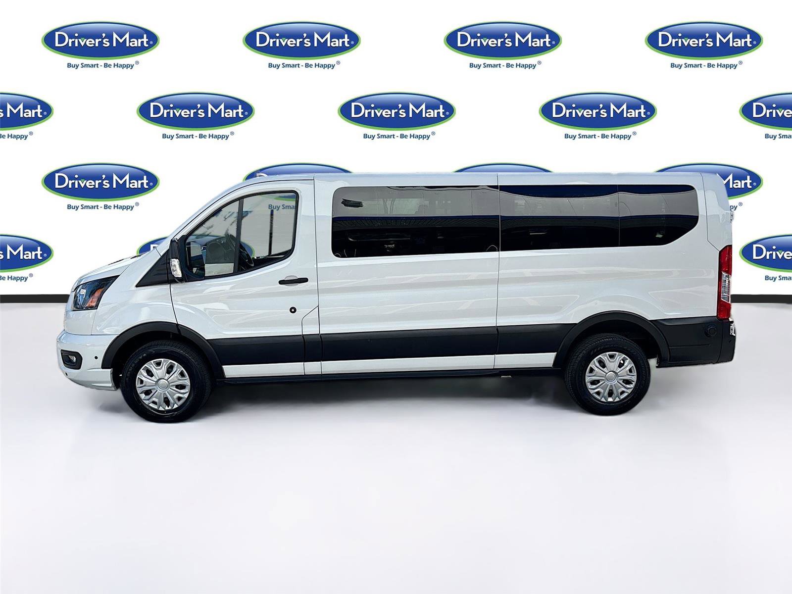 Used 2024 Ford Transit 350 XLT RWD image 4