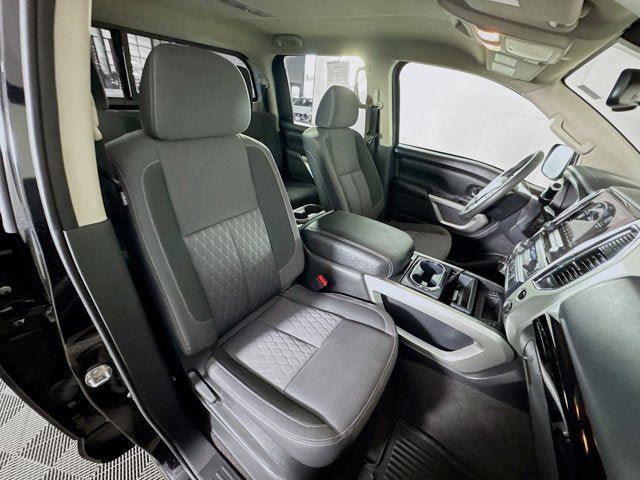 Used 2021 Nissan Titan SV w/ SV Convenience Package AWD/4WD image 20
