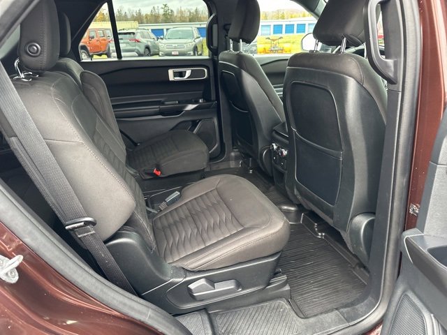 Used 2020 Ford Explorer XLT w/ Comfort Package image 11