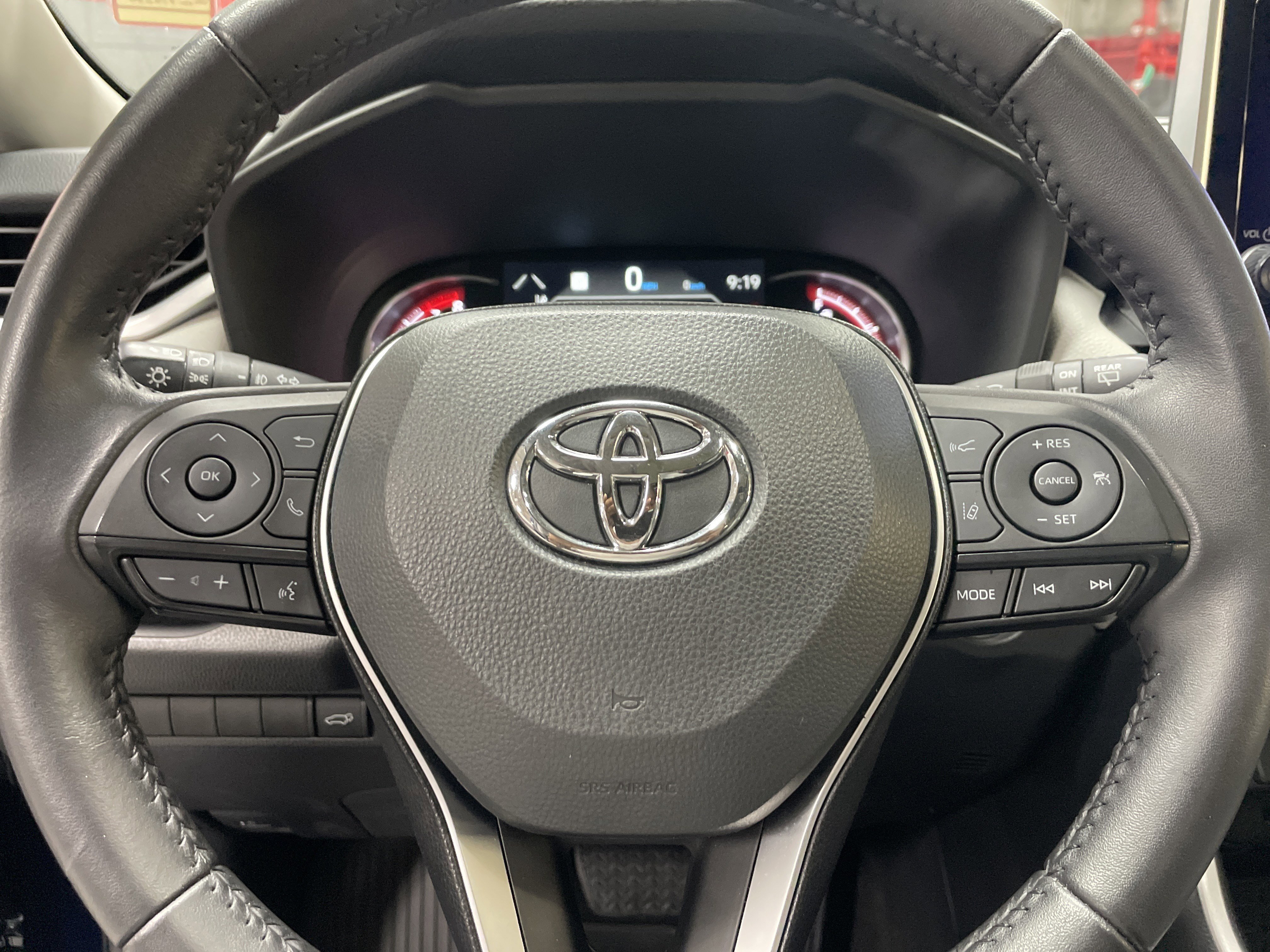 Certified 2025 Toyota RAV4 XLE Premium FWD image 18