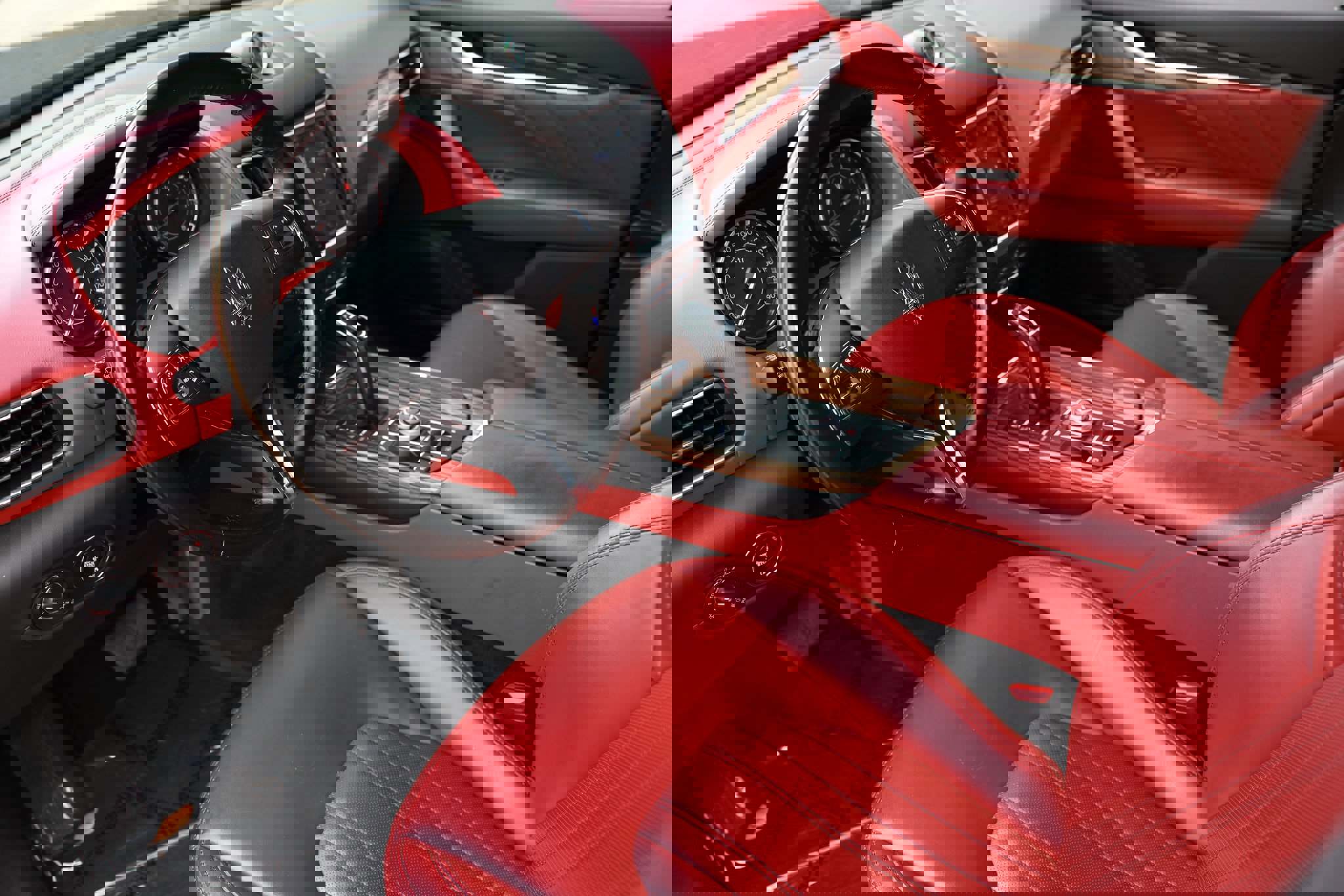 Used 2022 Maserati Levante Modena image 6