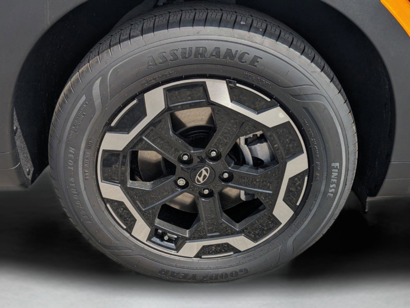 New 2026 Hyundai Santa Fe SE image 14