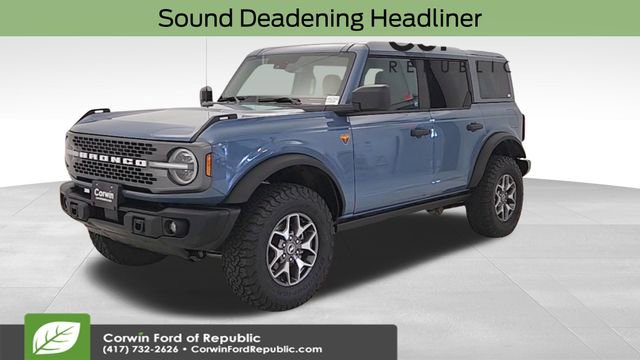 Used 2025 Ford Bronco Badlands image 4