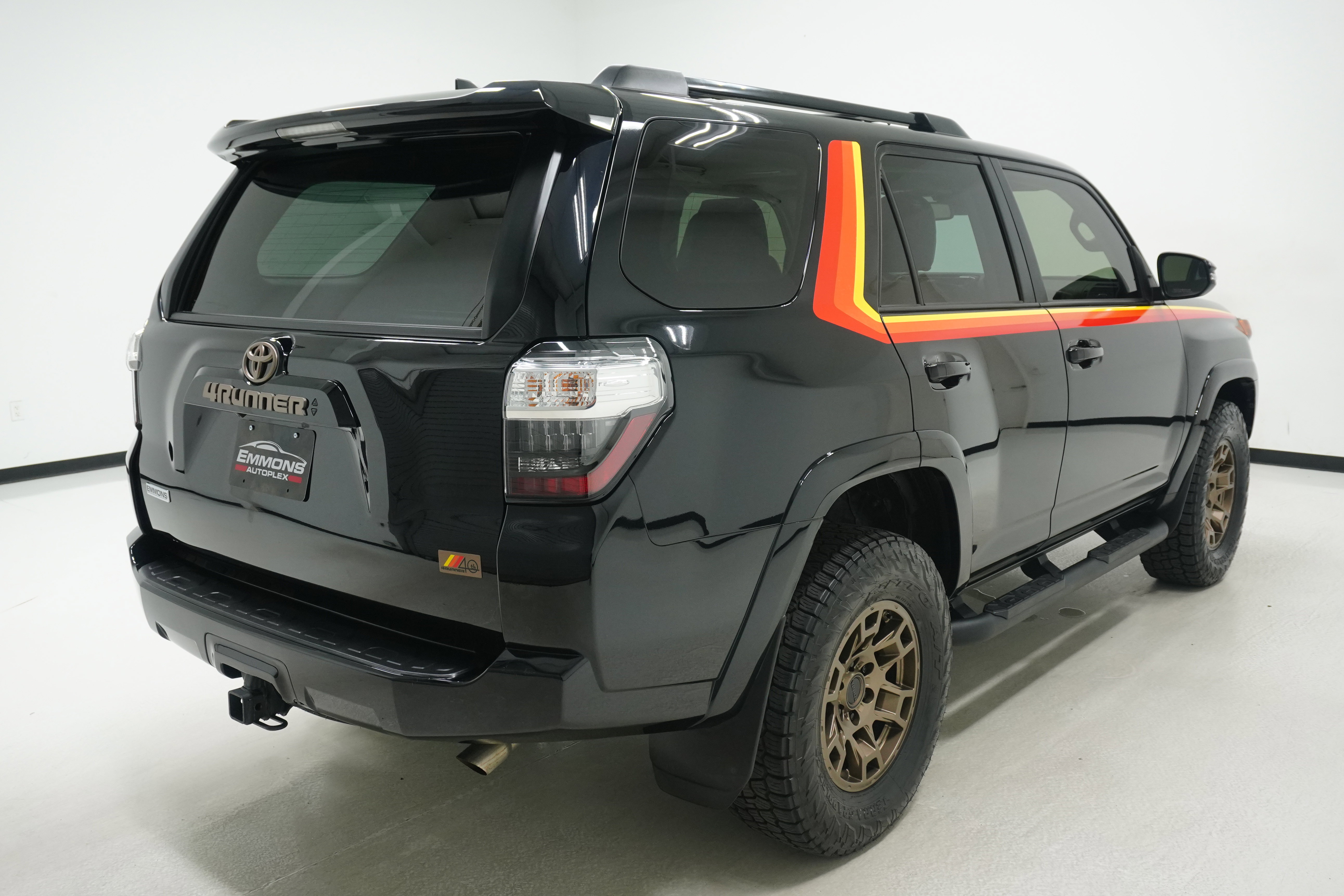 Used 2023 Toyota 4Runner 40th Anniversary SE AWD/4WD image 4