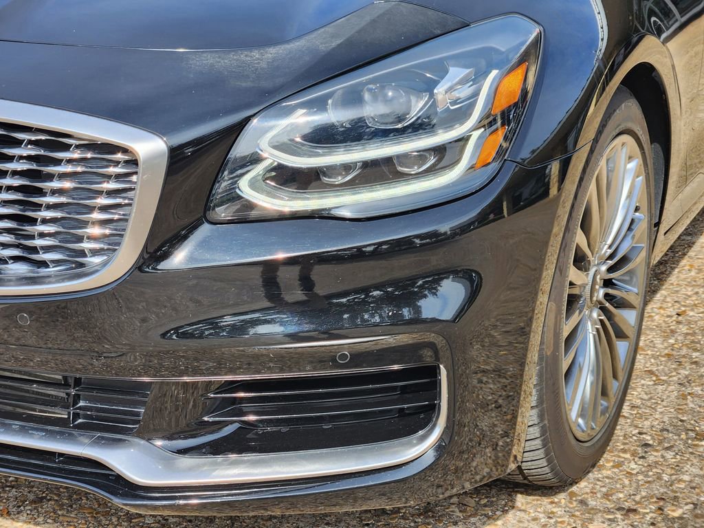 Used 2019 Kia K900 Luxury image 8