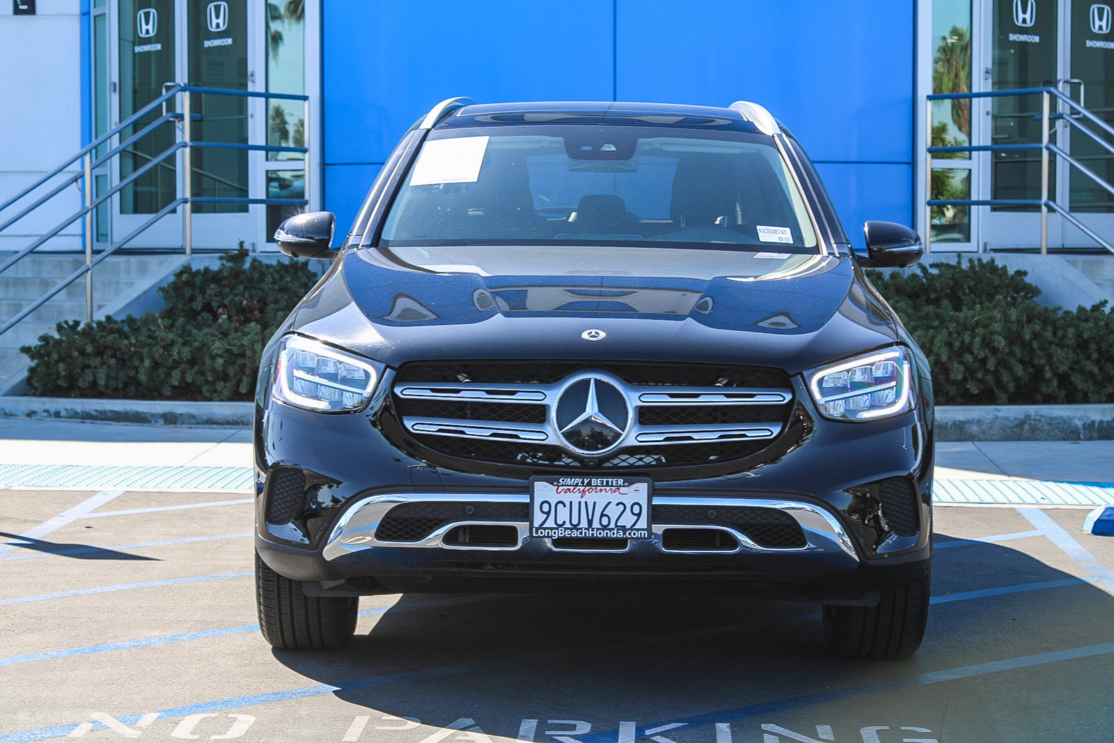 Used 2022 Mercedes-Benz GLC 300 image 2