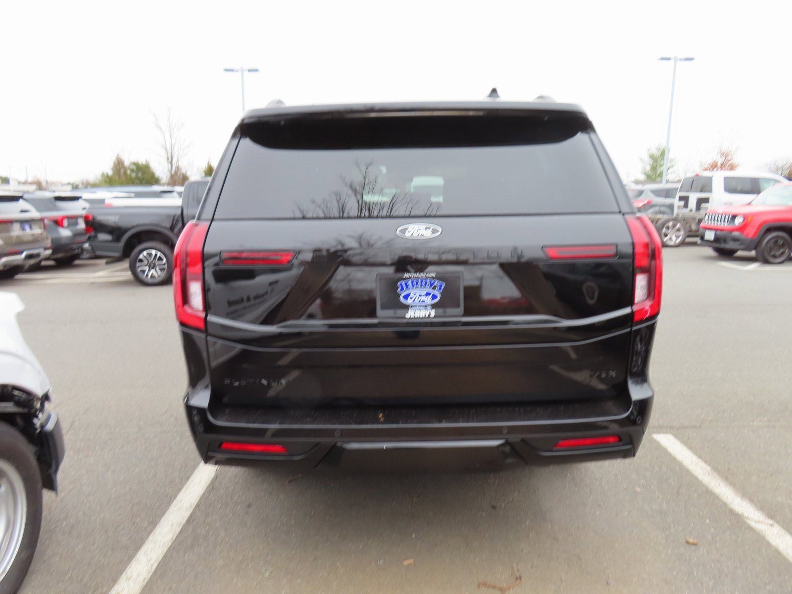 New 2025 Ford Expedition Max Platinum w/ Stealth Appearance Package image 5