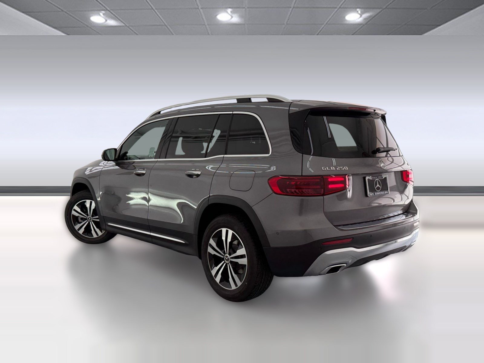 New 2026 Mercedes-Benz GLB 250 4MATIC image 3
